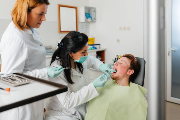 Best Emergency Tooth Extraction in Garden Plain, KS